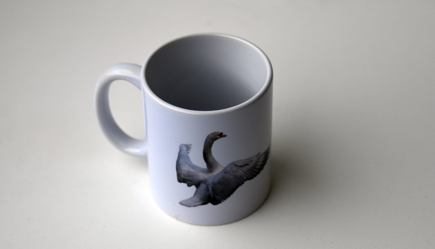 Schwan #1478 (Trinkbecher) | Swan #1478 (Mug) - Image 2